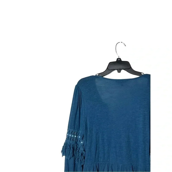 1675. LUCKY BRAND LONG SLEEVE V NECK TOP SZ SMALL FRINGES ON SLEEVES BLUE COLOR - Picture 8 of 9